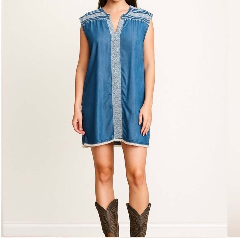 Chelsea & Theodore Denim Embroidered Western Shift Dress Size Small